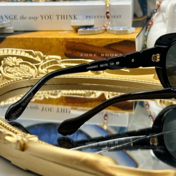 🆕 VIVIENNE WESTWOOD 🧿NWOT VW805 03  Black Glitter Acetate Cat Eye Sunglasses - Picture 8 of 15